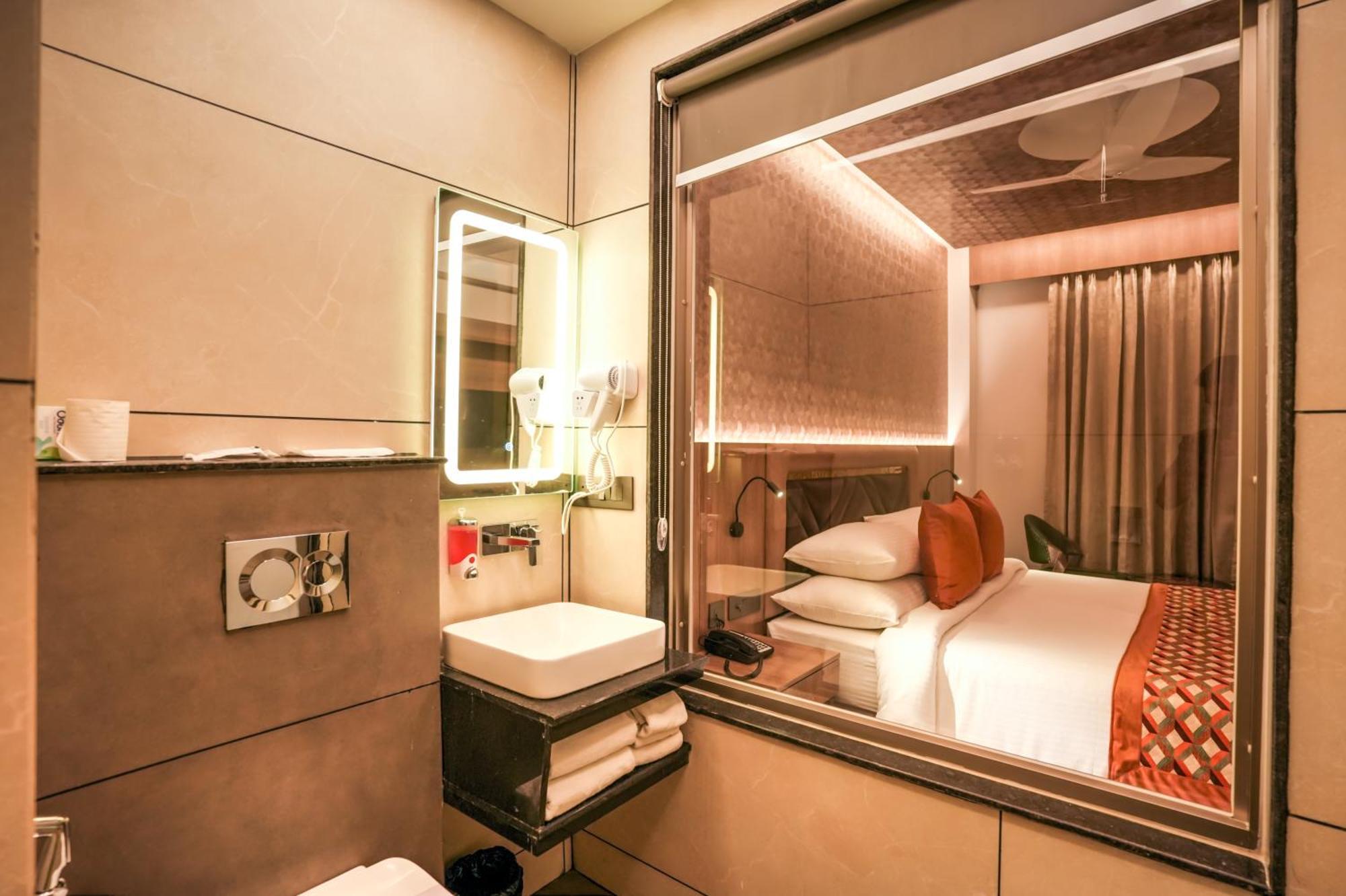Rj Hotel - Managed By Atithi House Greater Noida Dış mekan fotoğraf