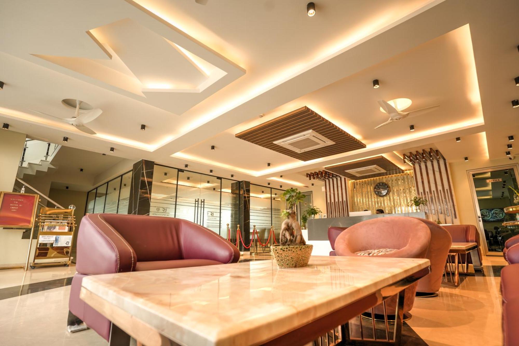 Rj Hotel - Managed By Atithi House Greater Noida Dış mekan fotoğraf