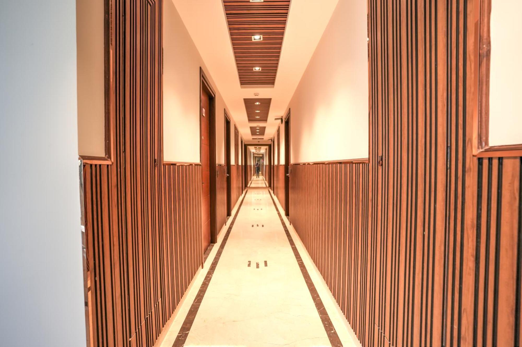 Rj Hotel - Managed By Atithi House Greater Noida Dış mekan fotoğraf